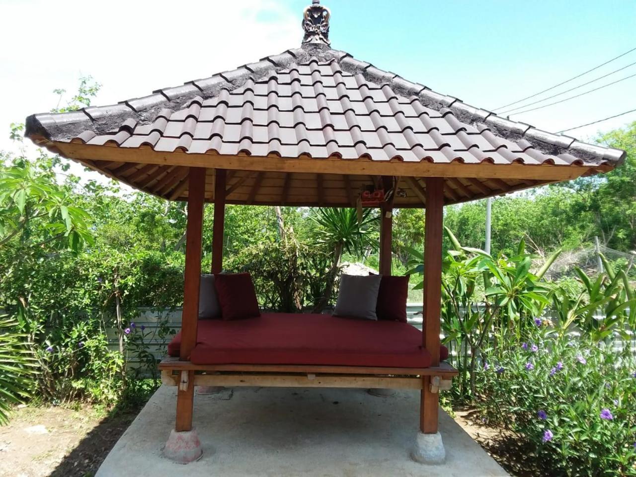 Uma Hostel Lembongan Eksteriør billede