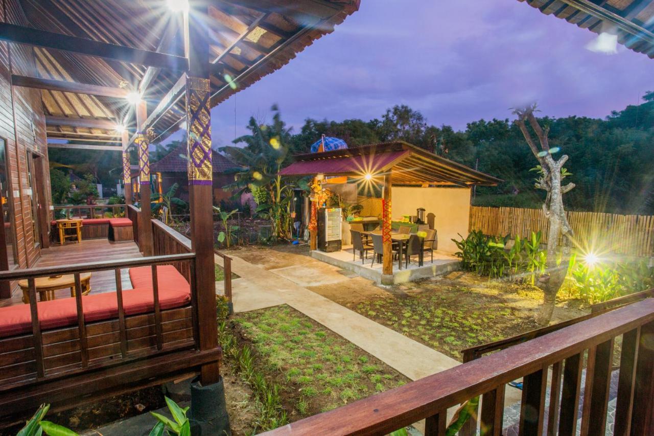 Uma Hostel Lembongan Eksteriør billede