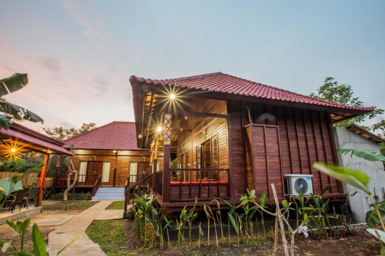 Uma Hostel Lembongan Eksteriør billede
