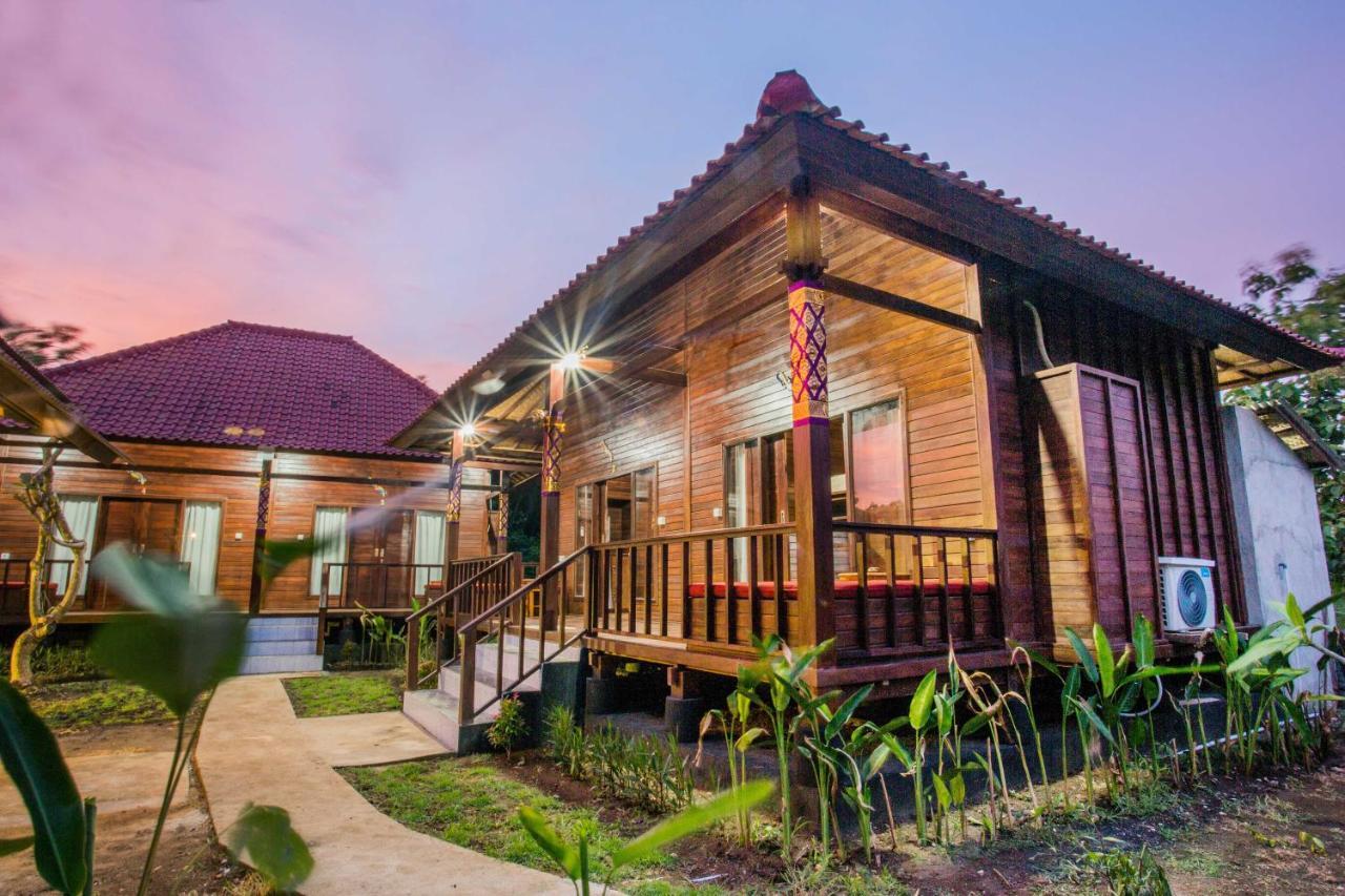 Uma Hostel Lembongan Eksteriør billede